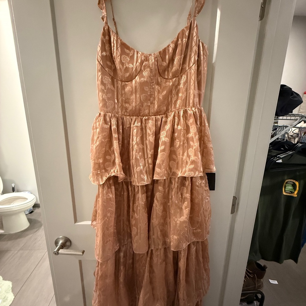 Lulu’s Tiered Peach Floral Maxi Dress